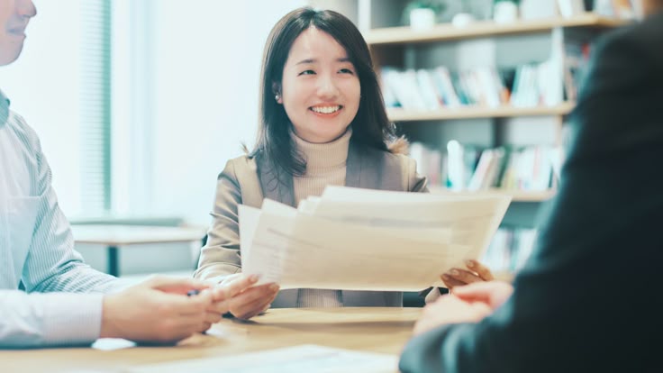  Sinh Viên Mới Ra Trường Nên Bắt Đầu Với Việc Làm Tiếng Trung Nào?