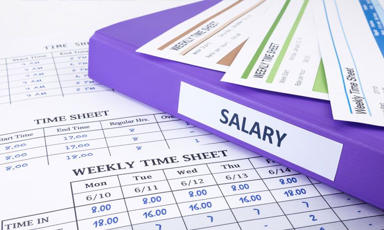 Có Nên Gửi Bảng Lương Cũ Cho HR Không?